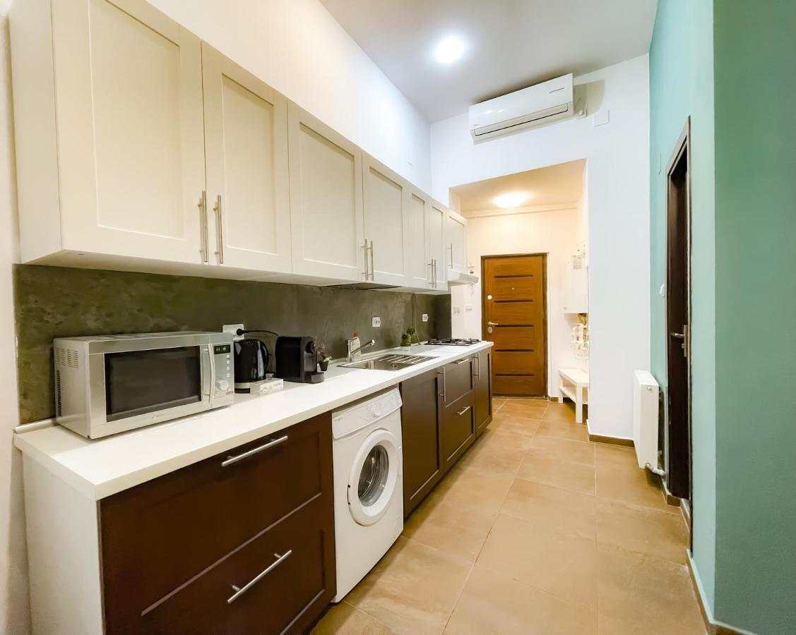 דירות Cool Flat In The Heart Of Bucharest'S Fun And History מראה חיצוני תמונה