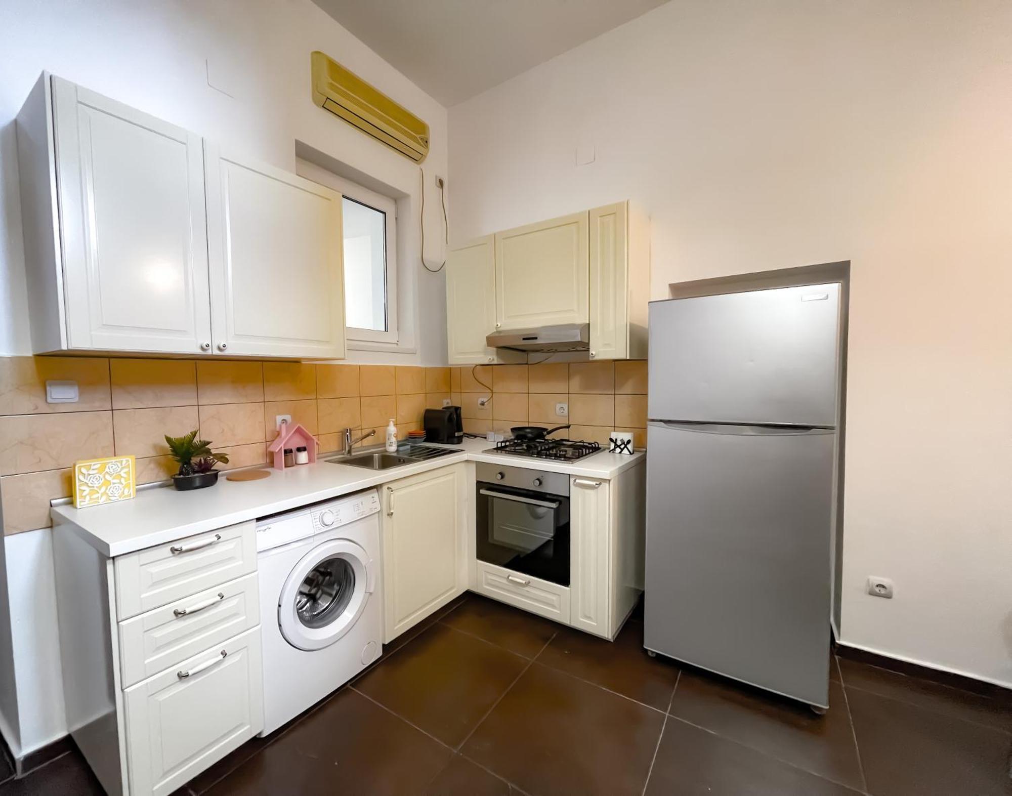 דירות Cool Flat In The Heart Of Bucharest'S Fun And History מראה חיצוני תמונה